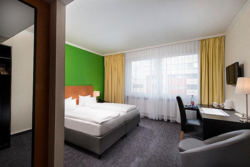 Sorat Hotel Berlin Exterior photo